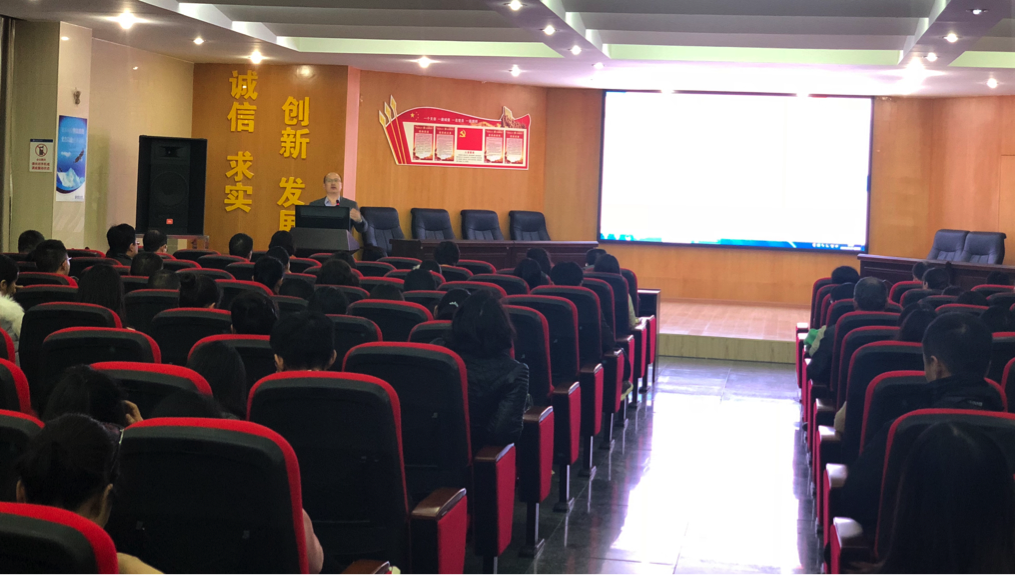 云南省通海县人民医院围绕建设现代医院治理制度周全优化岗位设置推行专业手艺职务评聘脱离和强化中层治理干部绩效审核